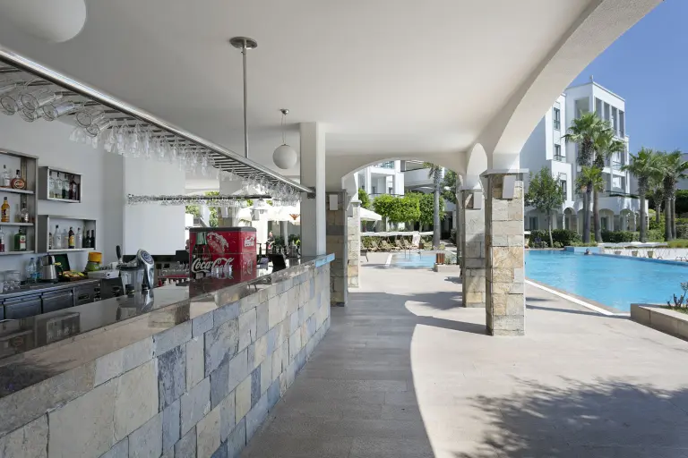 Restoran &amp; Bar