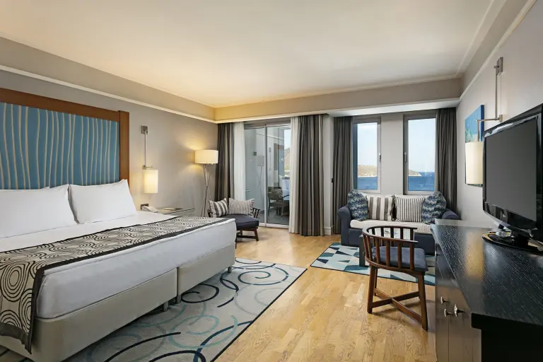 Courtyard Suite
